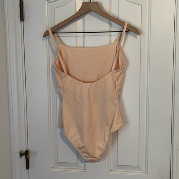 NWT Stylest | DreamSculpt Swim Bodysuit Medium Compression Cream $198 Retail - Picture 5 of 10